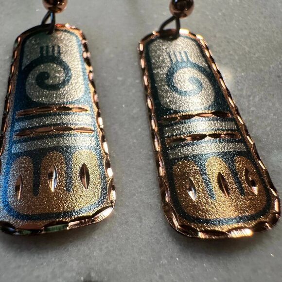 Handcrafted Boho Native American Earrings, Copper Wire Drop Earrings, Gift box - Picture 4 of 4